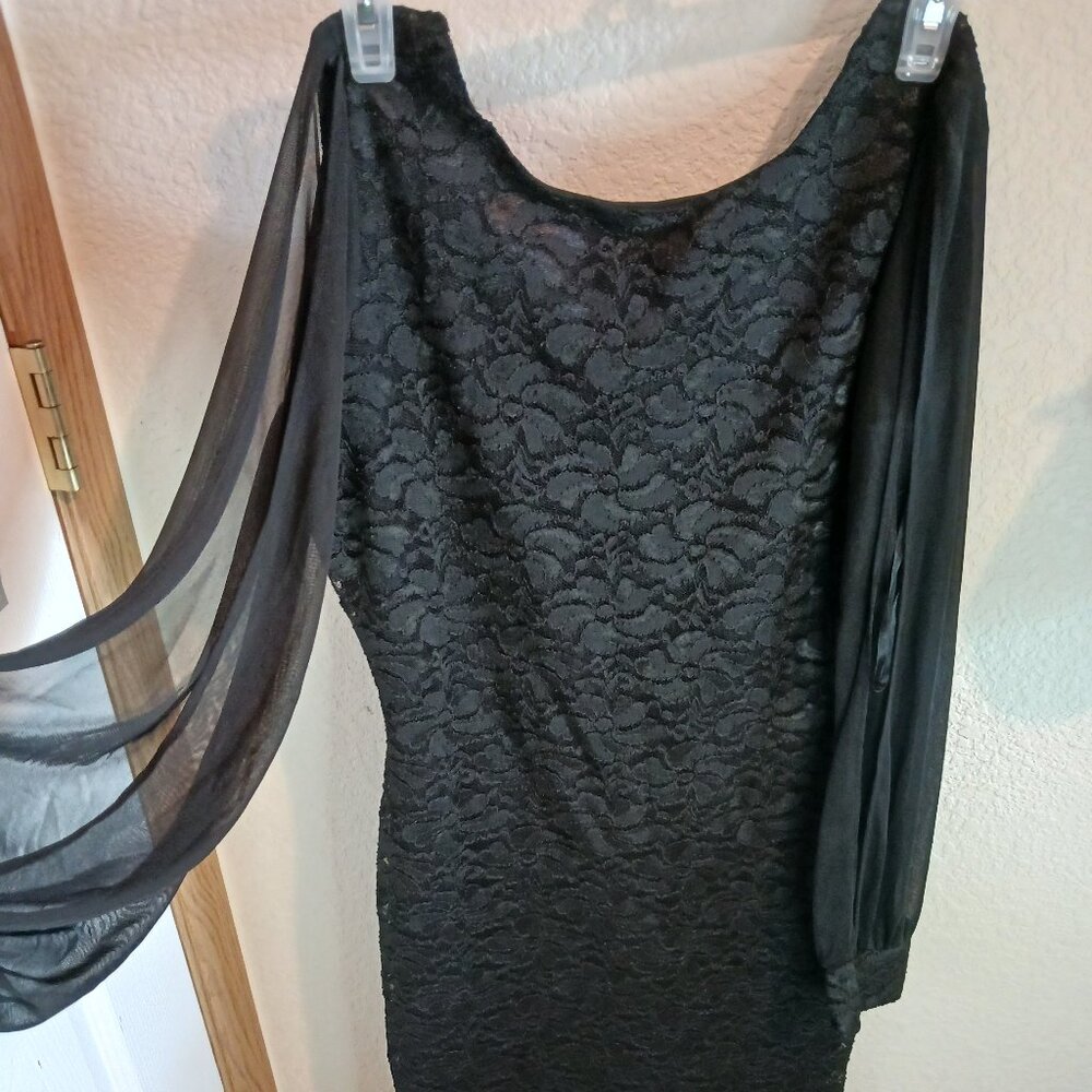 Black lace dress